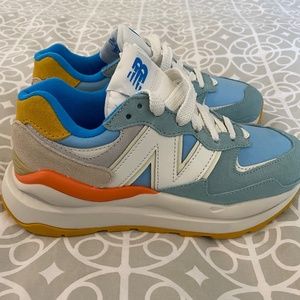 New Balance Women’s 57/40 in Oyster/Pink/Blue NIB